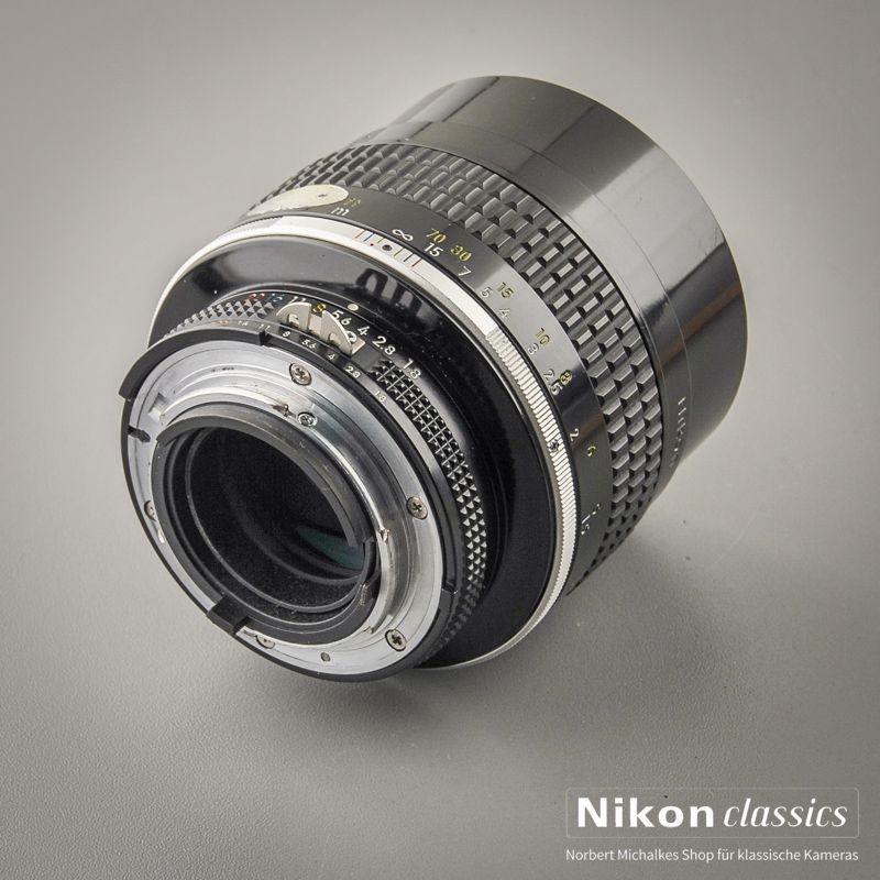 Nikon Nikkor 105/1,8 AIS (Zustand A/A-)