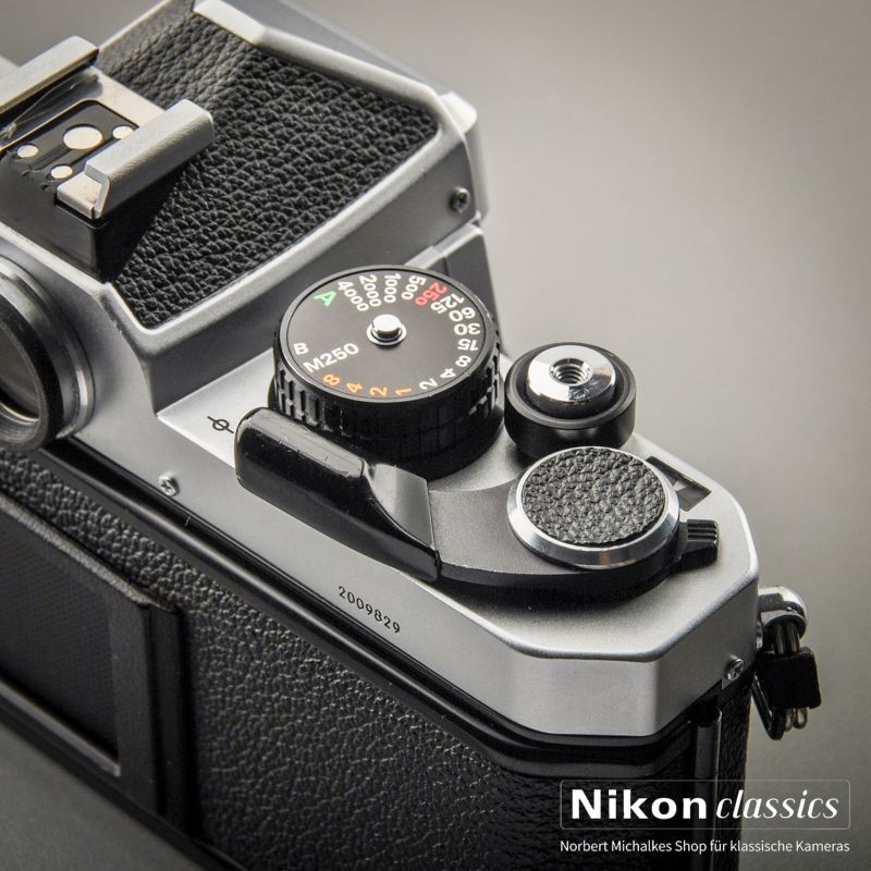 Nikon FE-2 (Zustand A/A-)