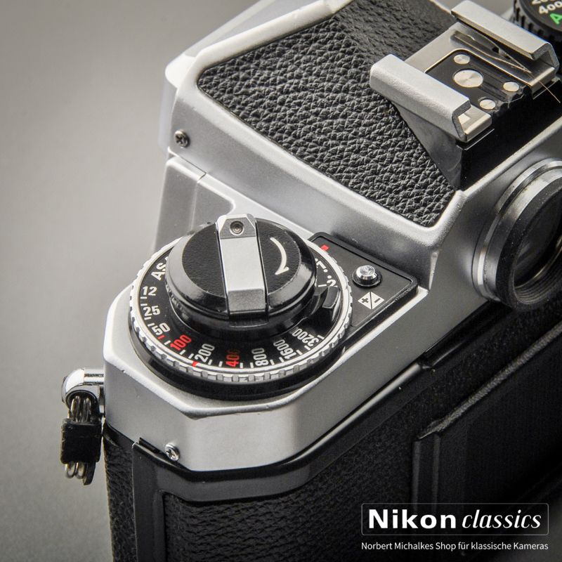 Nikon FE-2 (Zustand A/A-)