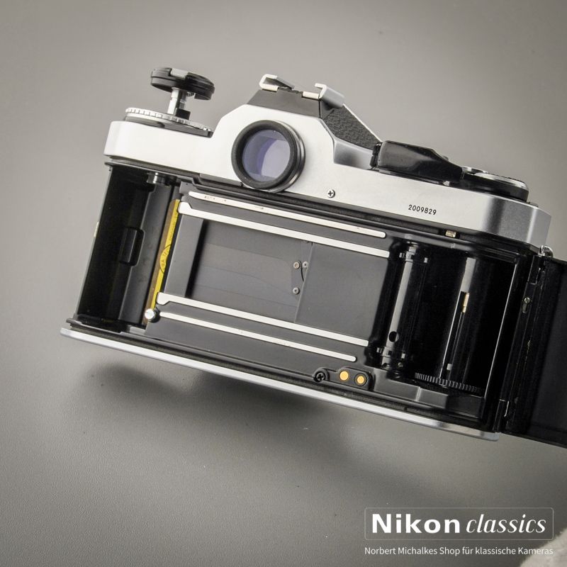 Nikon FE-2 (Zustand A/A-)