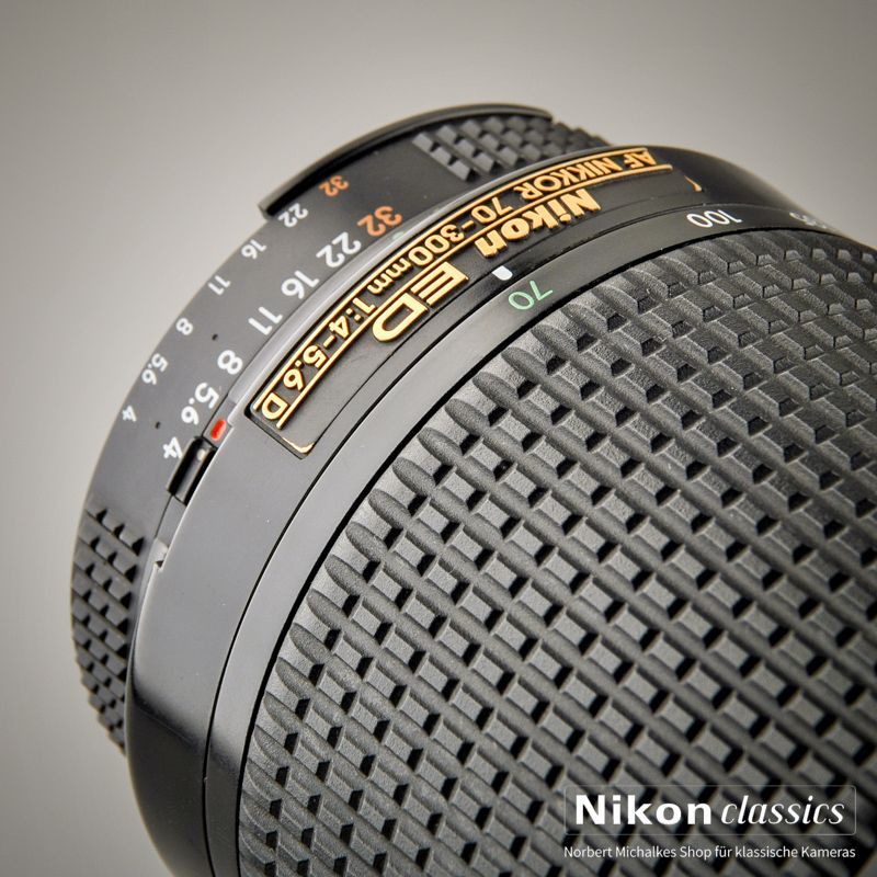 Nikon AF-D Zoom-Nikkor 70-300/4-5,6 ED (Condition A/A-)