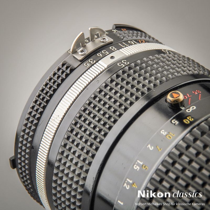 Nikon Zoom-Nikkor 35-70/3,5 AIS (Zustand A-)