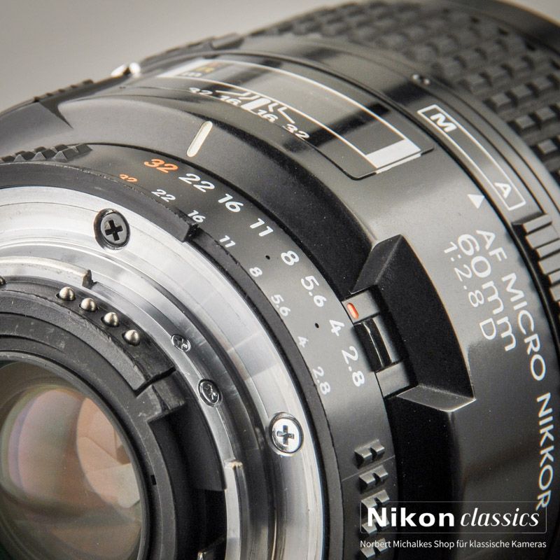 Nikon AF-D Micro-Nikkor 60/2,8 (Zustand A) OVP