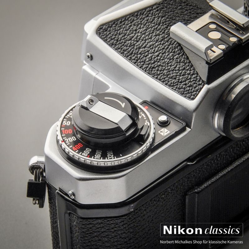 Nikon FE-2 (Condition A-)
