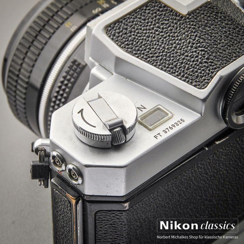 Nikkormat FTN with Nikkor 50/2 (condition A-)