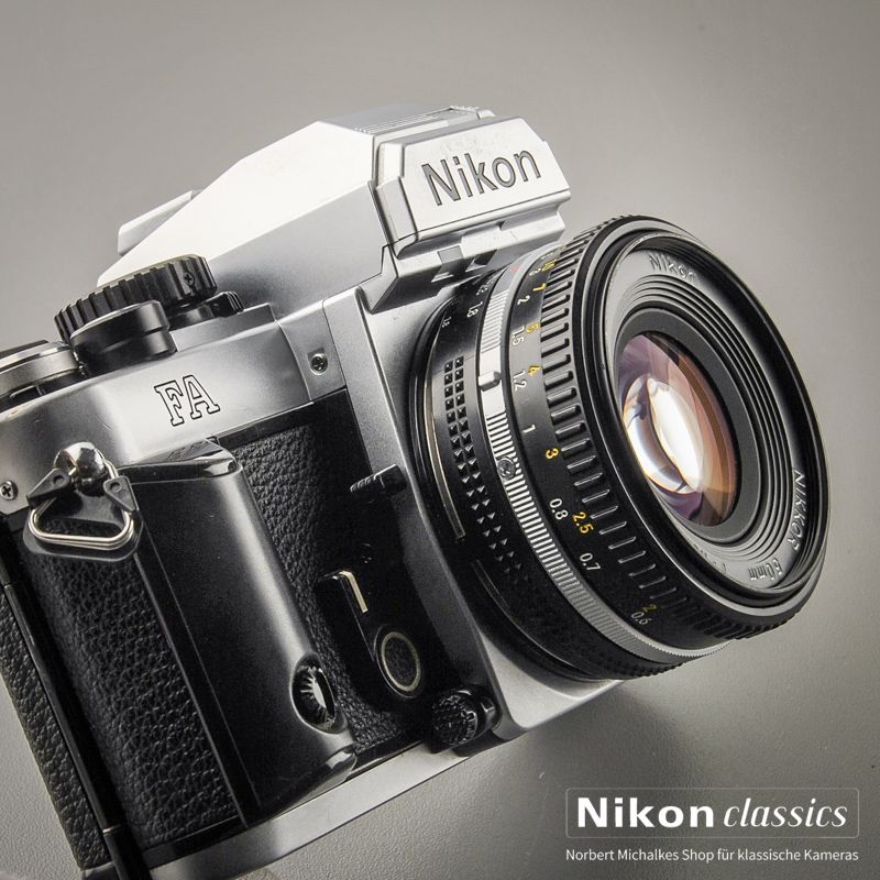 Nikon FA mit Nikkor 50/1,8 (Zustand A/A-)