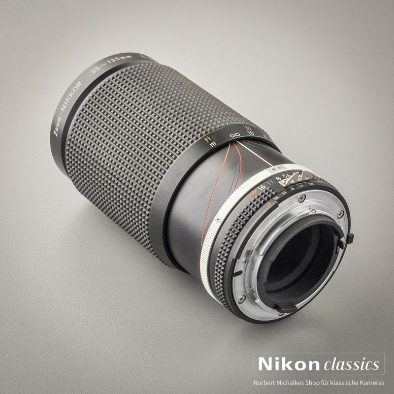 Nikon Zoom-Nikkor 35-135/3,5-4,5 AIS Macro (Zustand A)