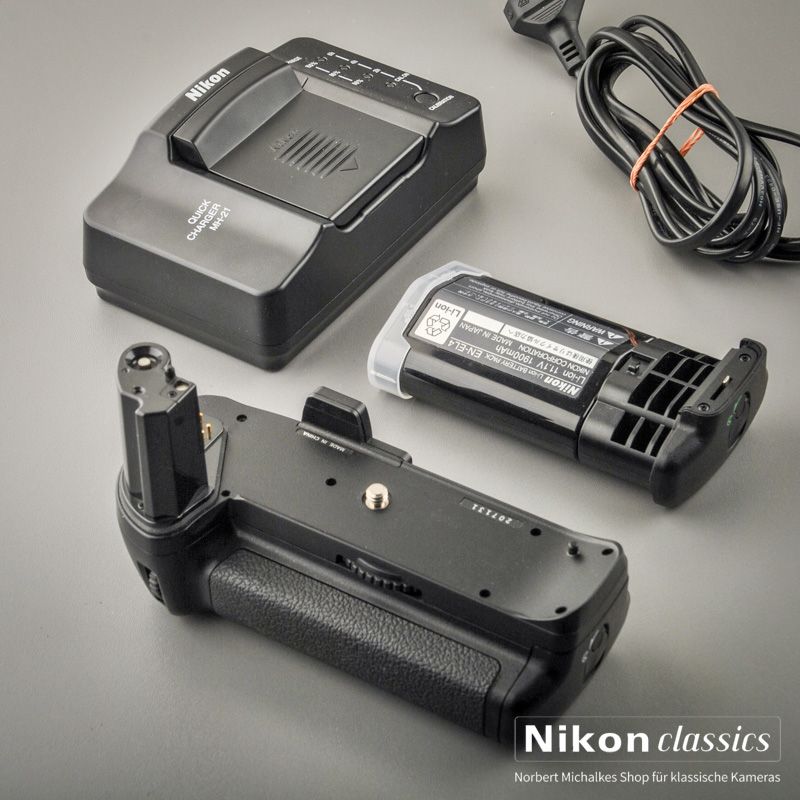 Nikon MB-40 Battery Pack für F6