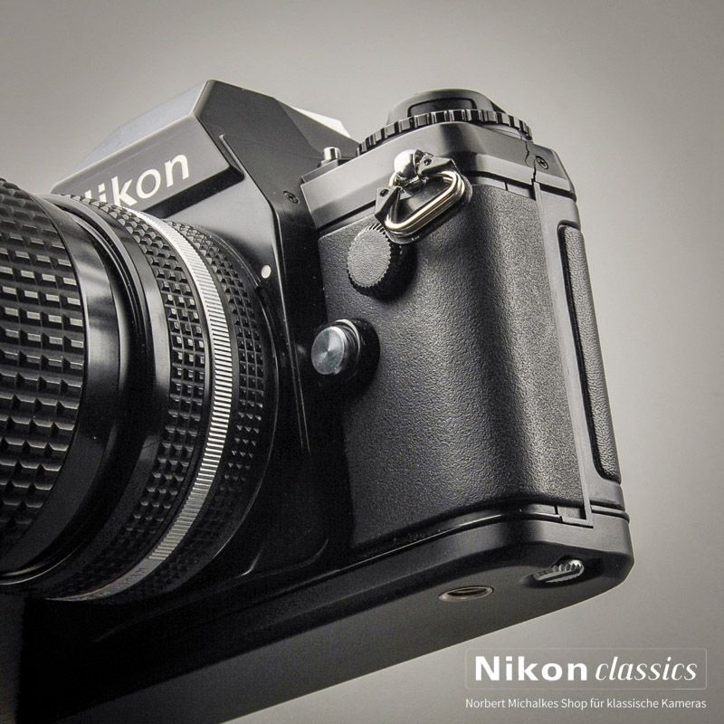 Nikon F301 with Nikkor Zoom 35-70 AIS