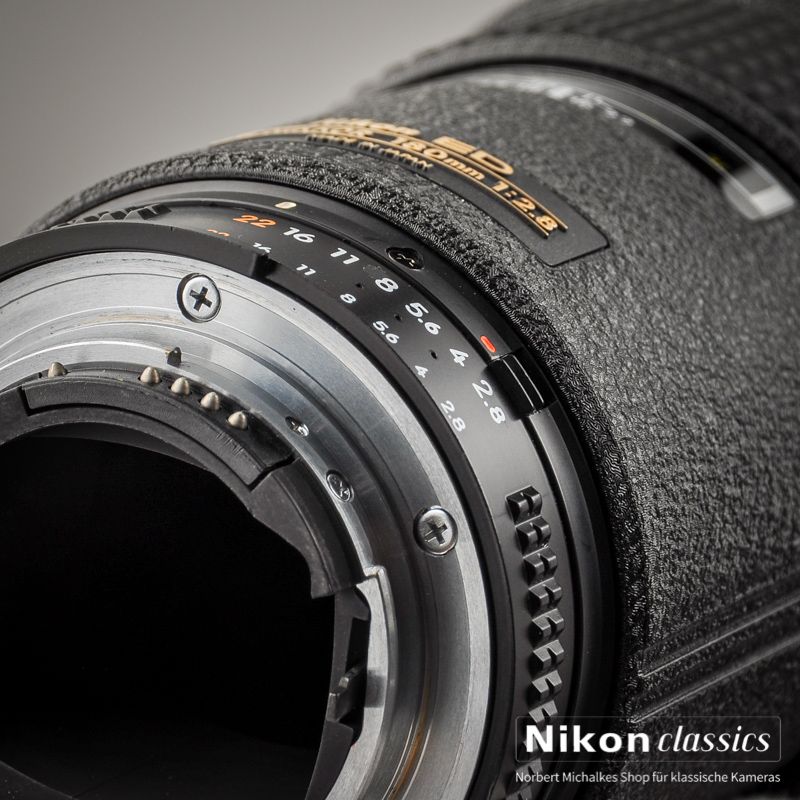 Nikon AF Nikkor 180/2,8 ED-IF (Zustand A)