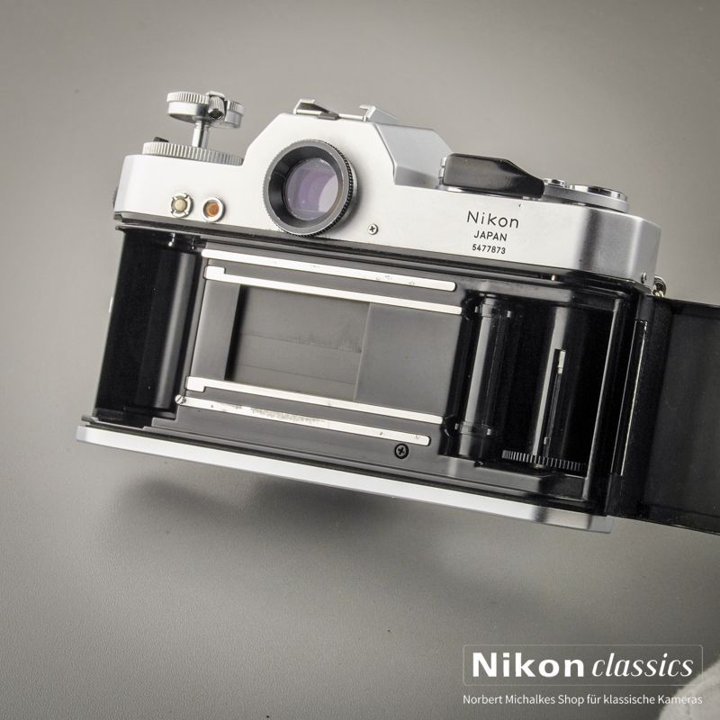 Nikkormat EL (Zustand A-)