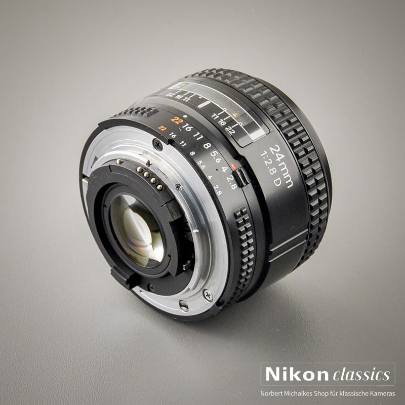 Nikon AF-D Nikkor 24/2,8 (Zustand A/A-)