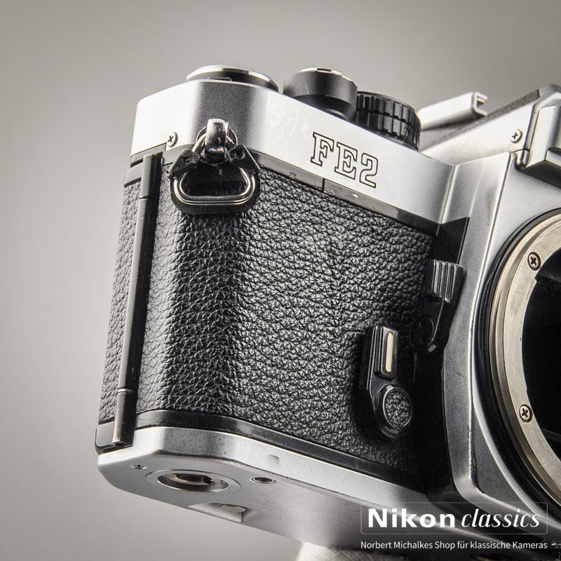 Nikon FE-2 (Zustand A-/AB)