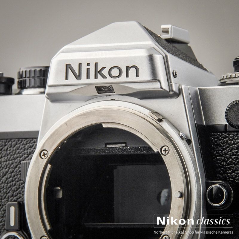 Nikon FE (Zustand A/A-)