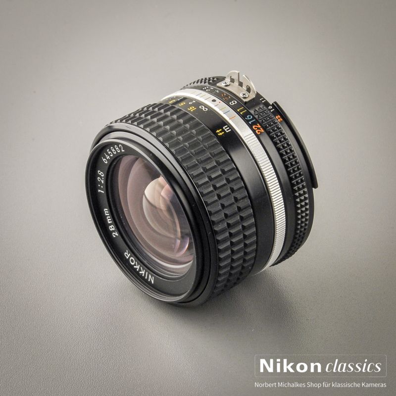 Nikon Nikkor 28/2,8 AIS (Zustand A)