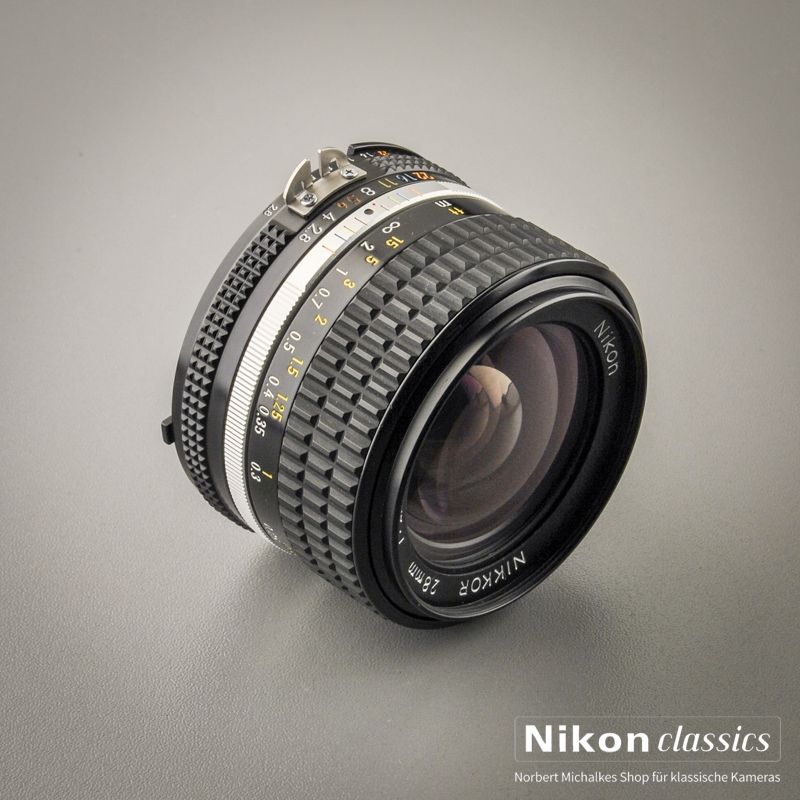 Nikon Nikkor 28/2,8 AIS (Zustand A)