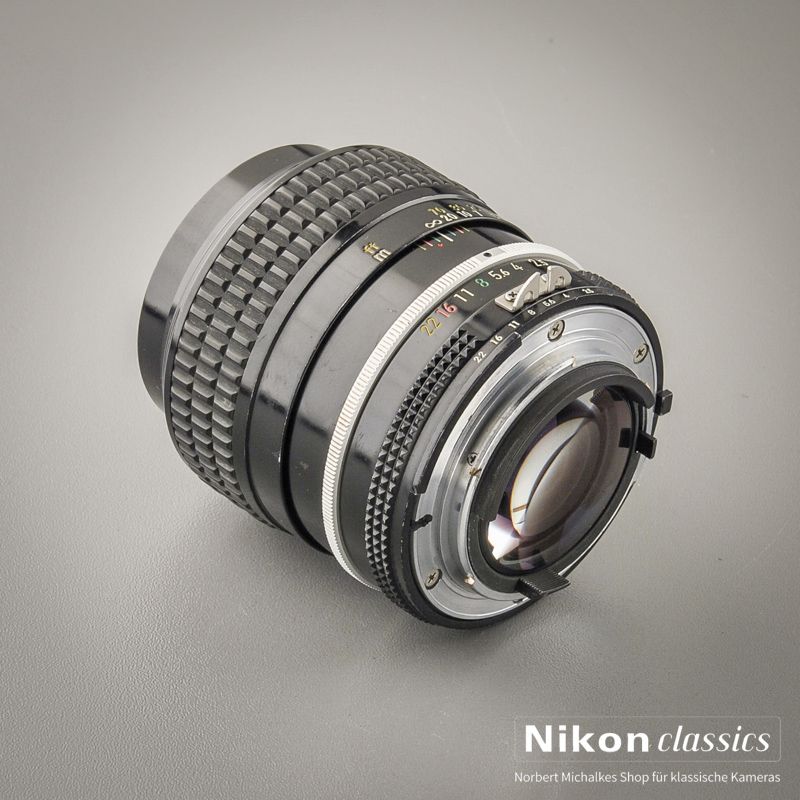 Nikon Nikkor 105/2,5 AI (Condition A-)