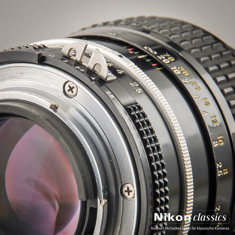 Nikon Nikkor 105/2,5 AI (Condition A-)