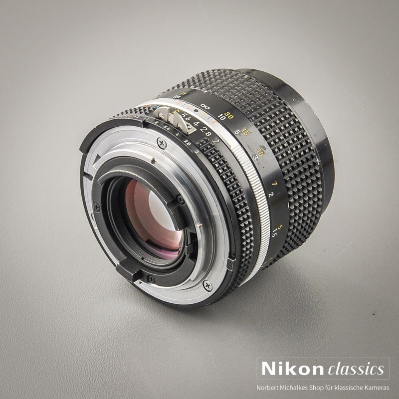 Nikon Nikkor 85/2,0 AIS  (Zustand B)