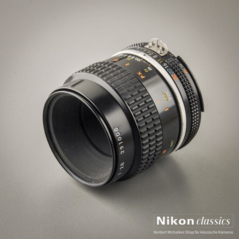 Nikon Micro-Nikkor 55/2,8 AIS (Zustand A/A-)