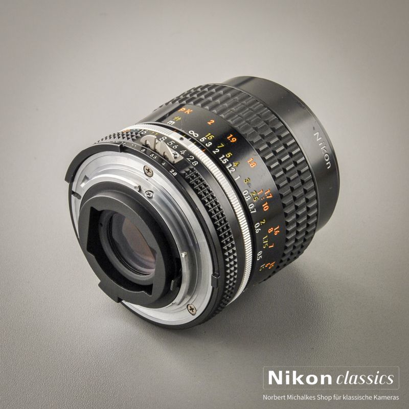 Nikon Micro-Nikkor 55/2,8 AIS (Zustand A/A-)
