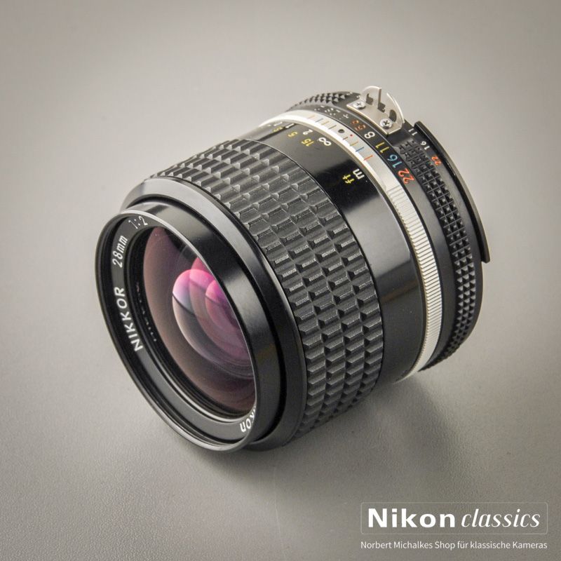 Nikon Nikkor 28/2,0 AIS (Zustand A/A-)
