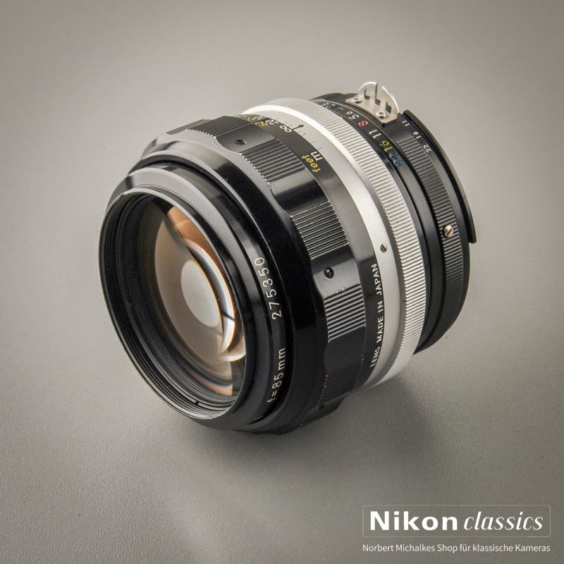 Nikon Nikkor-H 85/1,8 AI "Berg-und-Tal" (Zustand A/A-)