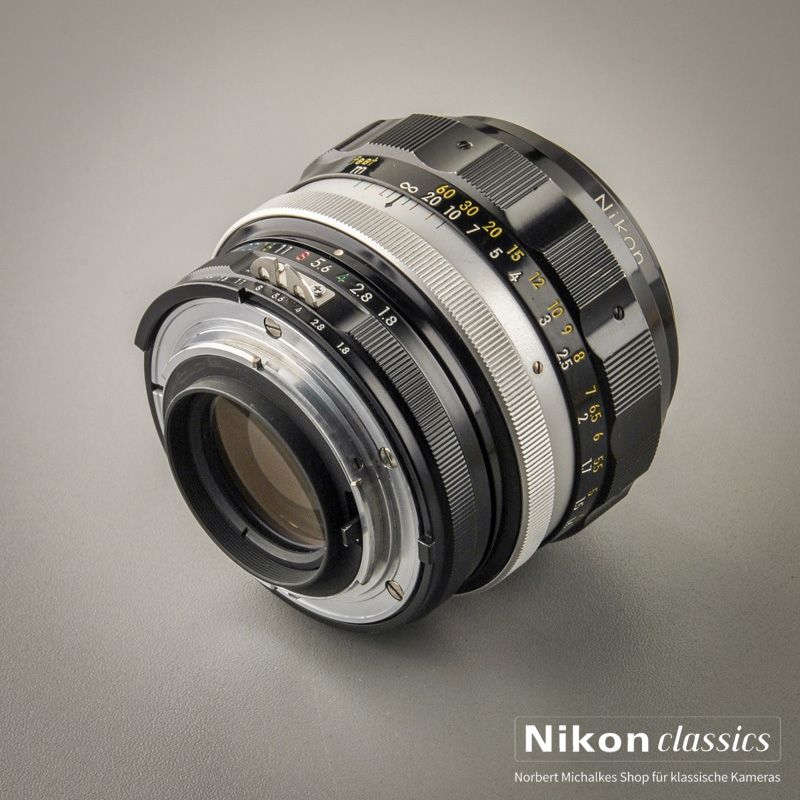 Nikon Nikkor-H 85/1,8 AI "Berg-und-Tal" (Zustand A/A-)