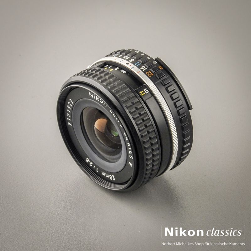 Nikon 28/2,8 AIS Series E (Condition A)