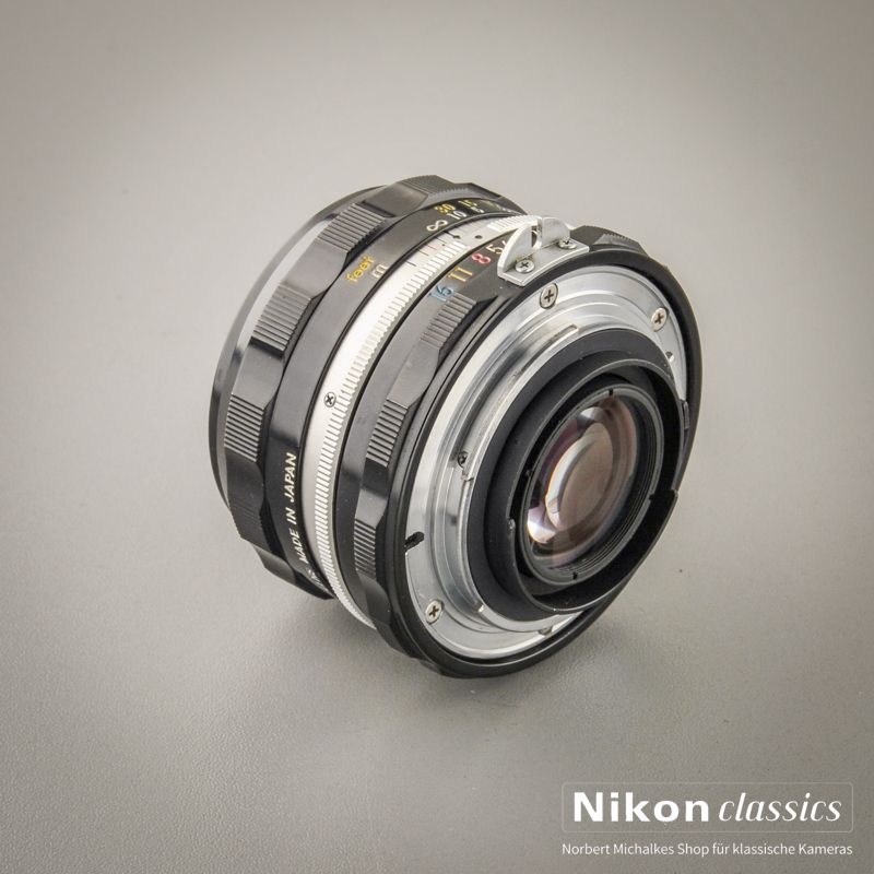 Nikon Nikkor-HC Auto nonAI 50/2,0 "Berg-und-Tal" (Zustand A)