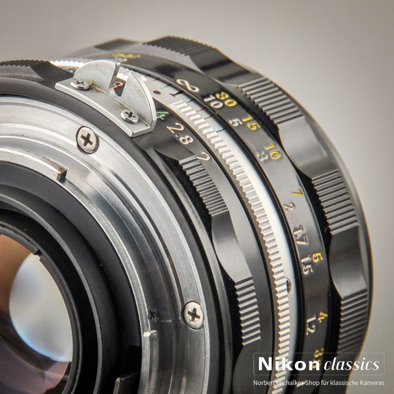 Nikon Nikkor-HC Auto nonAI 50/2,0 "Berg-und-Tal" (Zustand A)