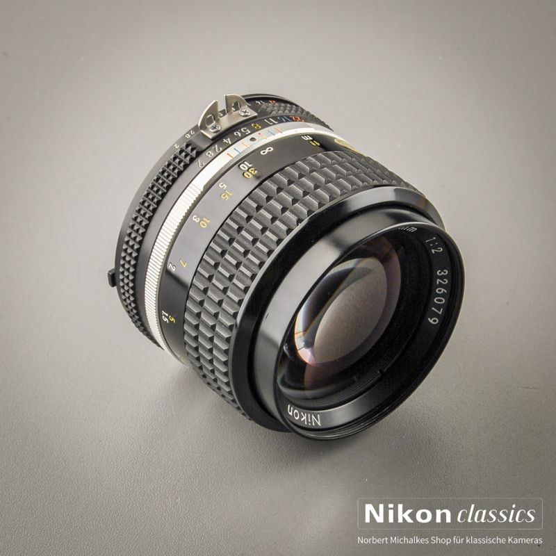 Nikon Nikkor 85/2,0 AIS  (Zustand A) OVP