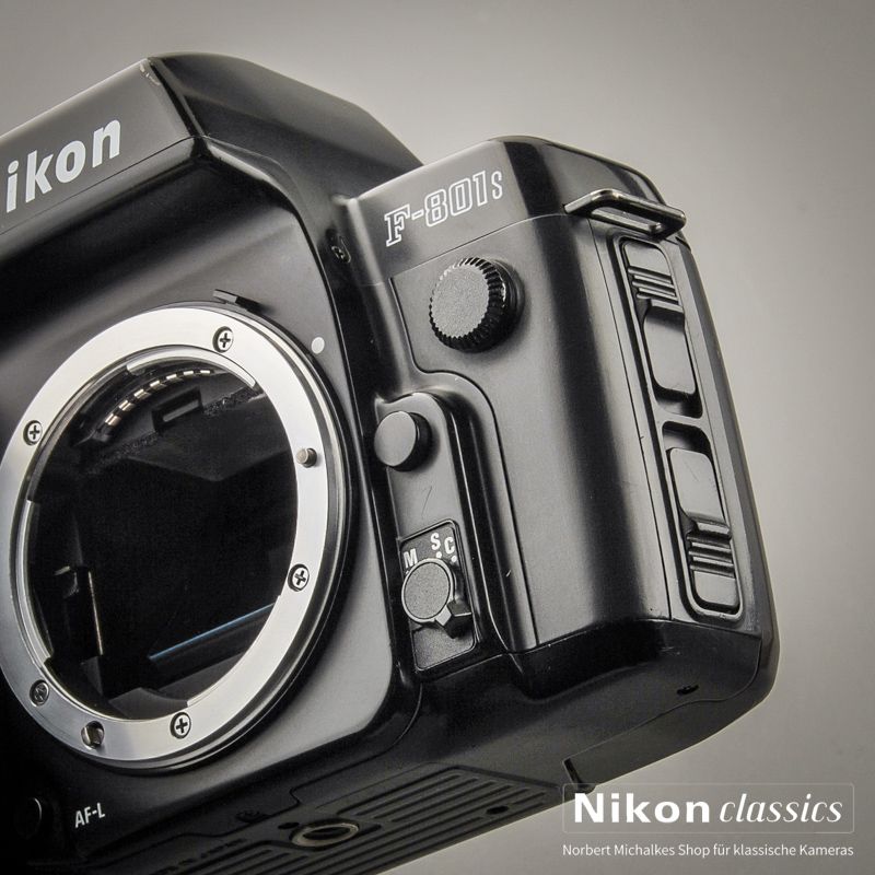 Nikon F801s (Condition A-)