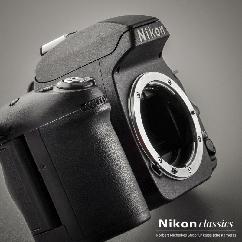 Nikon F80 (Zustand A)