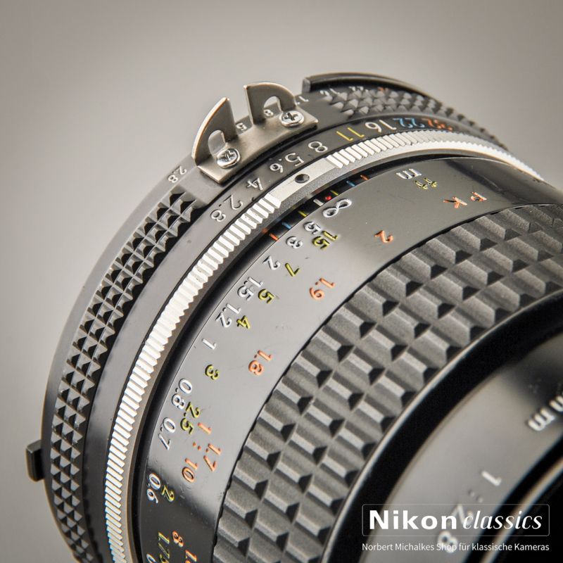 Nikon Micro-Nikkor 55/2,8 AIS (Zustand A/A-)