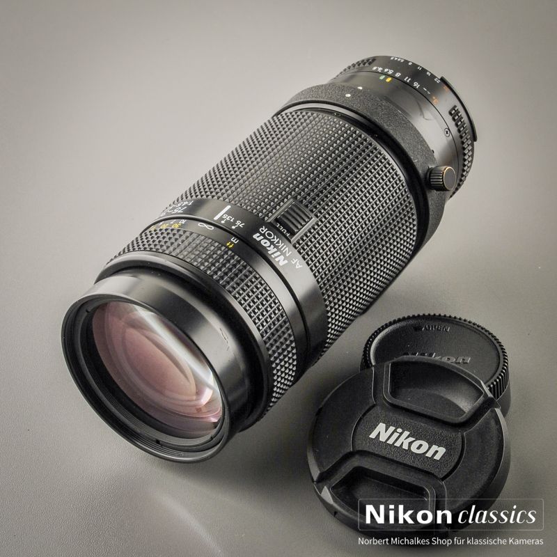 Nikon AF Zoom-Nikkor 75-300/4,5-5,6 (Zustand A/A-)