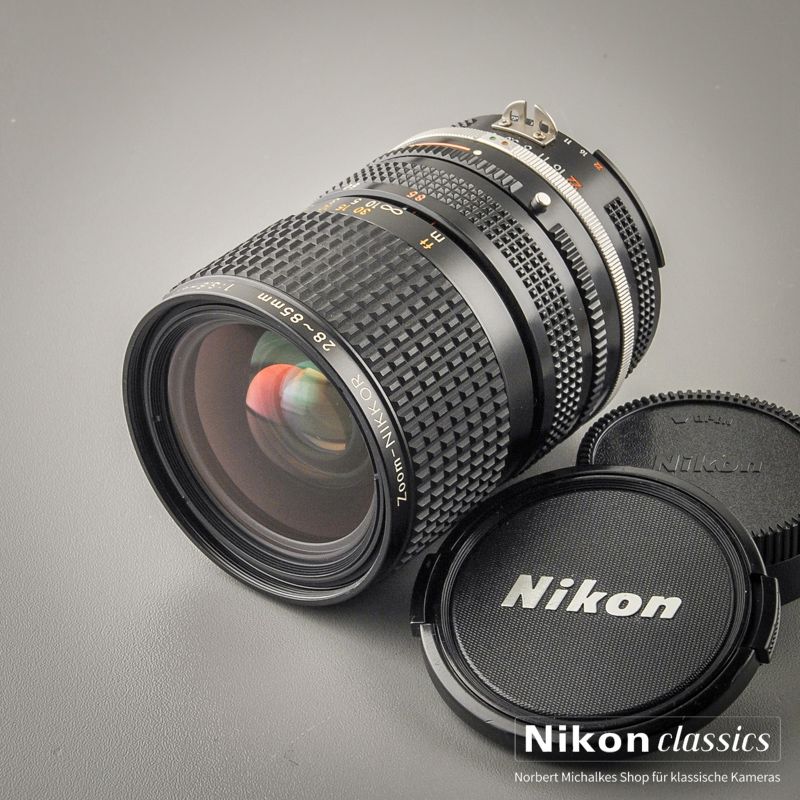 Nikon Zoom-Nikkor 28-85/3,5-4,5 AIS Macro (Condition A)