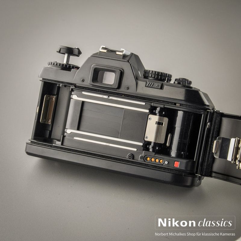 Nikon N2020 (F501) (Condition A/A-)