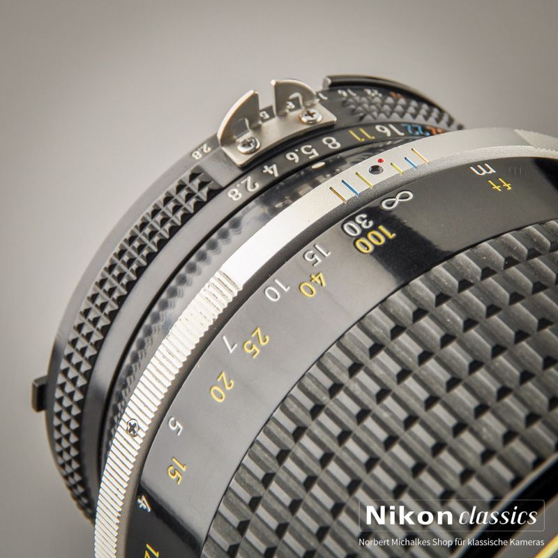 Nikon Nikkor 180/2,8 AIS ED (Zustand A-)