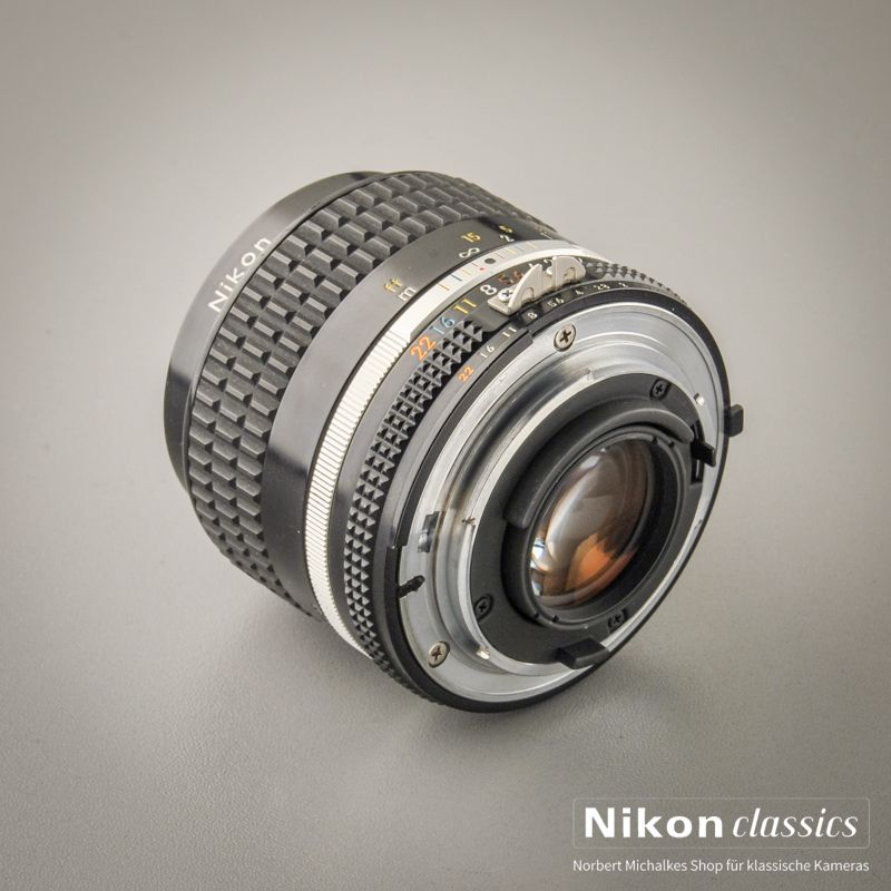 Nikon Nikkor 35/2,0 AIS (Zustand A)