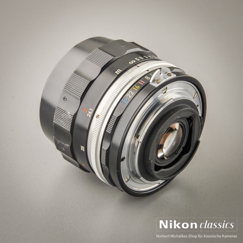 Nikon Micro-Nikkor 55/3,5 nonAI "Berg-und-Tal" (Zustand A-)