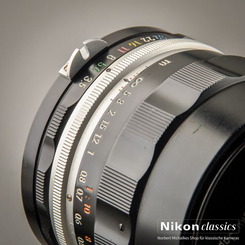 Nikon Micro-Nikkor 55/3,5 nonAI "Berg-und-Tal" (Zustand A-)