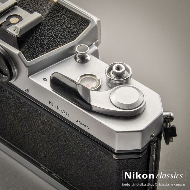 Nikkormat FT2 (Condition AB/B)