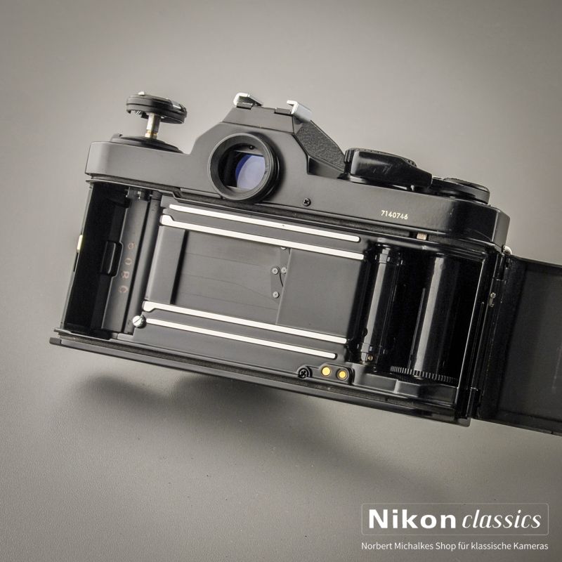 Nikon FM2n schwarz (Zustand A/A-)