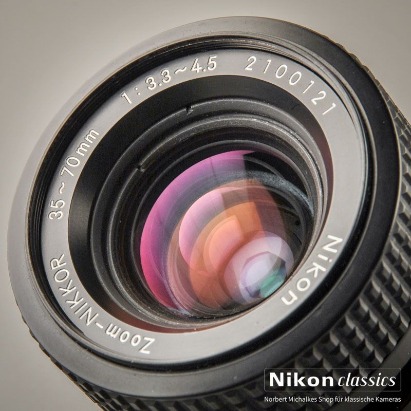 Nikon Zoom-Nikkor 35-70/3,3-4,5 AIS (Zustand A)