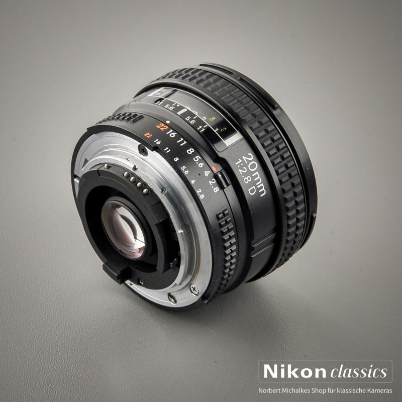 Nikon AF-D Nikkor 20/2,8