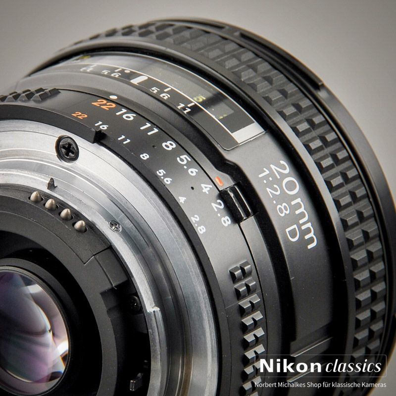 Nikon AF-D Nikkor 20/2,8