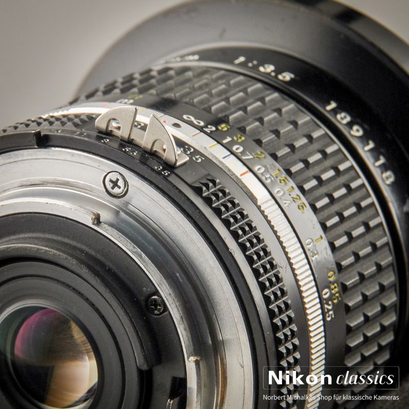 Nikon Nikkor 18/3,5 AIS (Zustand A-/AB)