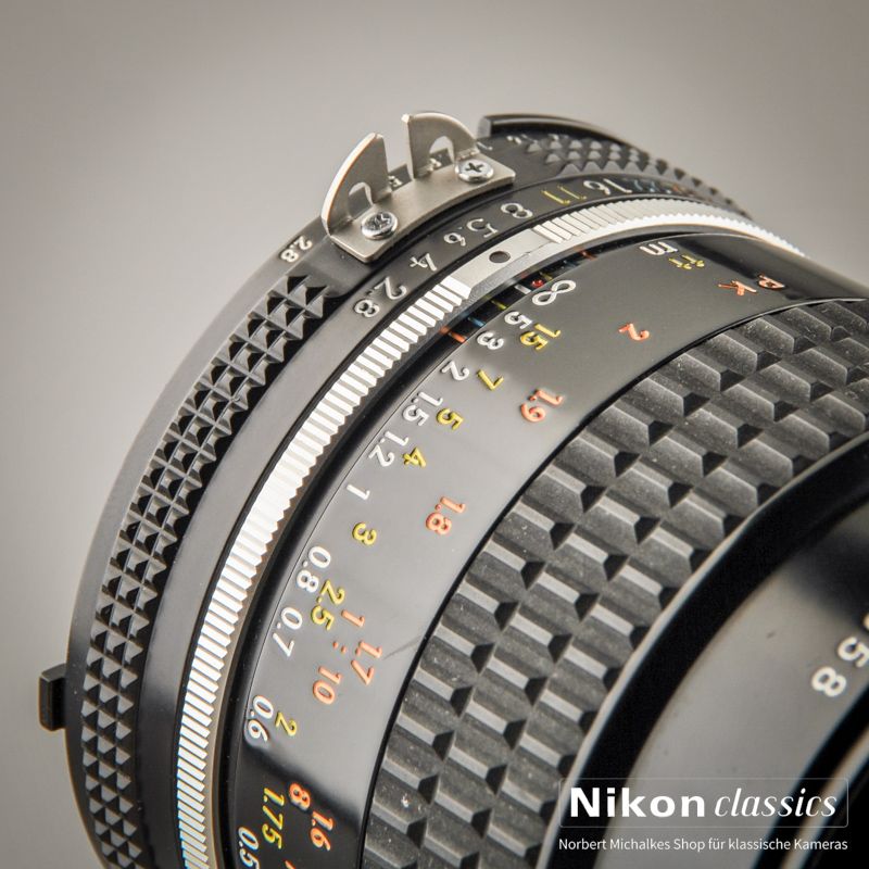 Nikon Micro-Nikkor 55/2,8 AIS (Zustand A/A-)