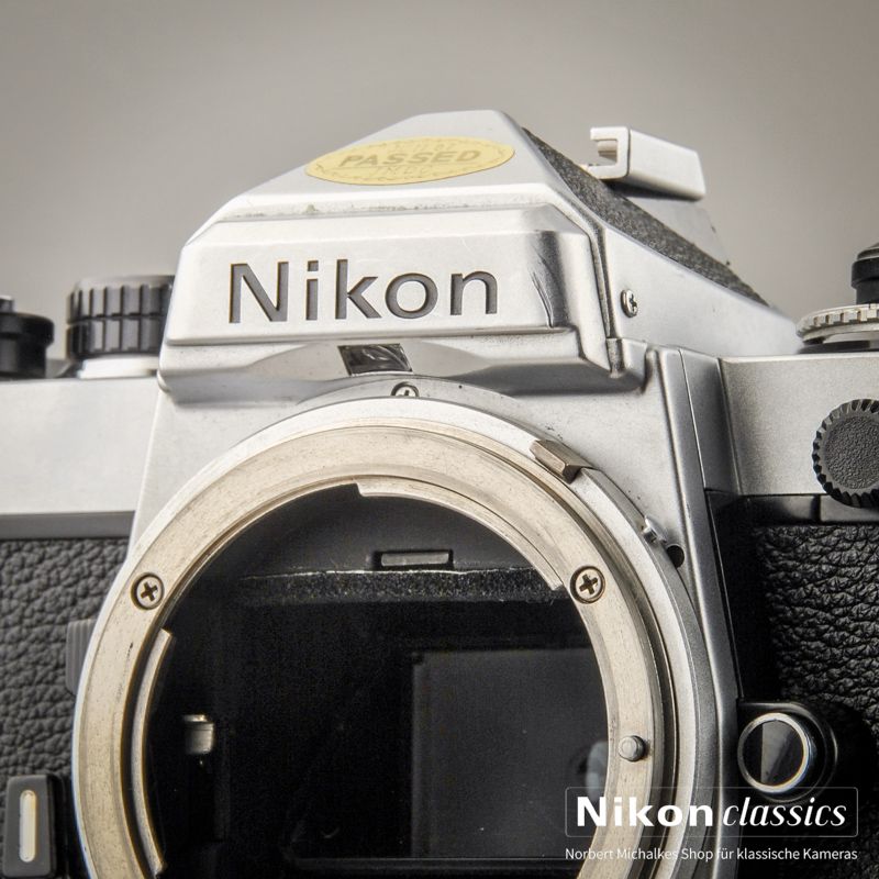 Nikon FE (Zustand A/A-)